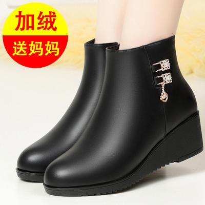 Нескользящая мягкая подошва клиновидный каблук хлопковая обувь увеличивающая рост женские кожаные туфли бархатные осенне-зимние плоские короткие ботинки