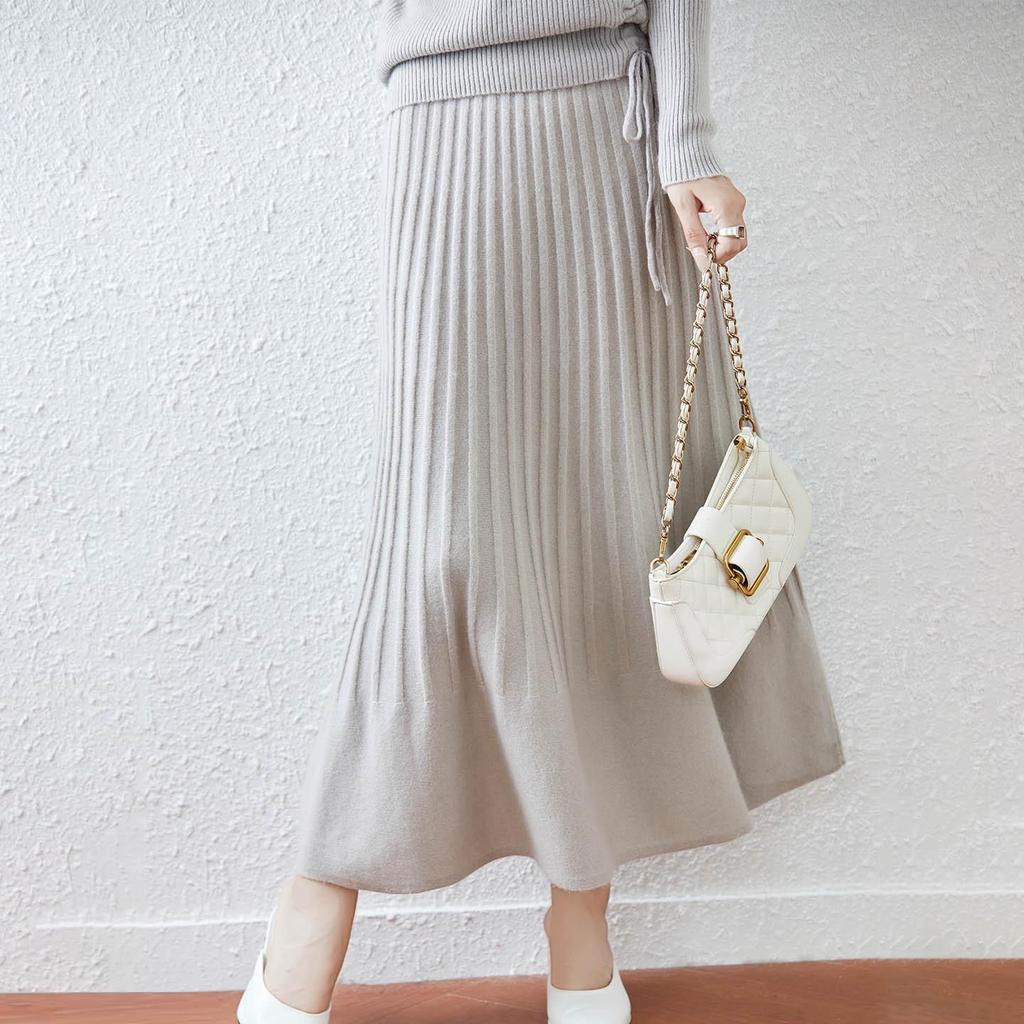 100% Wool Drapey A-Line Pleated Midi Skirt - Slimming and Large Swing Design for Spring and Autumn