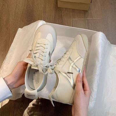 Универсальные дышащие низкие немецкие тренировочные туфли женские 2025 осень новая ретро мягкая подошва плоская подошва повседневные спортивные кеды