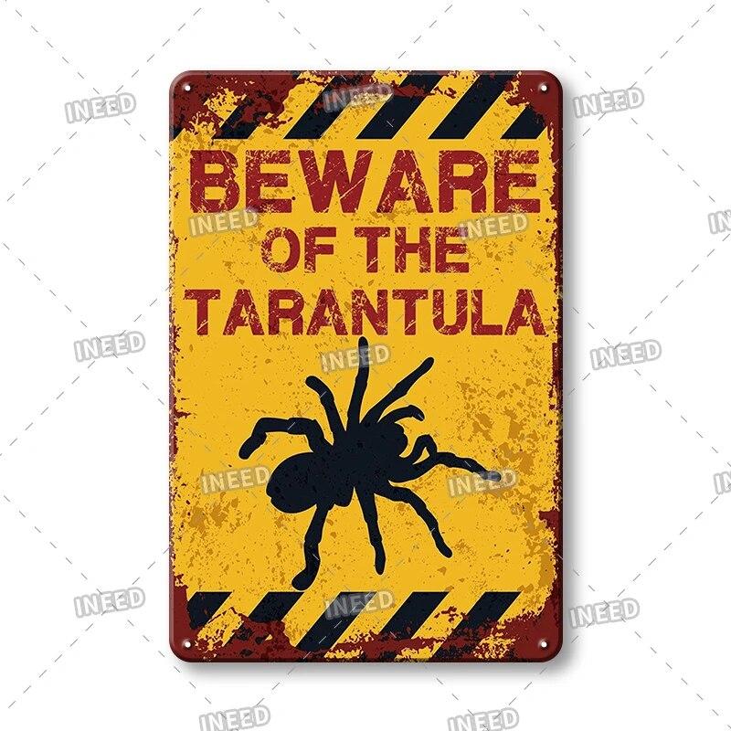 BEWARE OF Dog Cat Chicken Retro Plaque Metal Tin Signs Garden Yard Home Decoration Caution Kraken Plate Animal Warning Sign