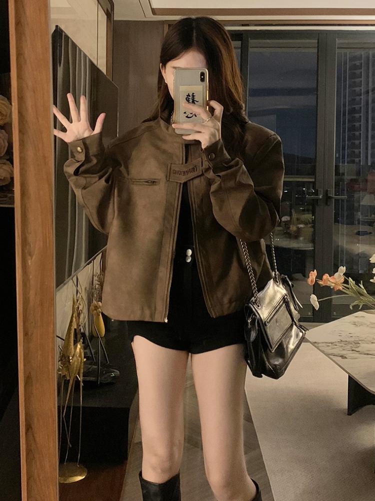 Американская ретро коричневая кожаная куртка мотоцикла женская модная дизайнерская короткая куртка с наплечниками в стиле гранж, тонкое пальто в уличном стиле