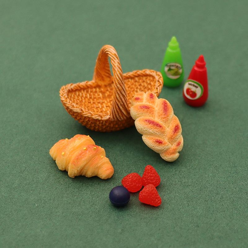 Miniature Dollhouse Fruit And Bread Basket Model Accessories Pretend Kitchen Food For Doll Toy Scene Photography Props