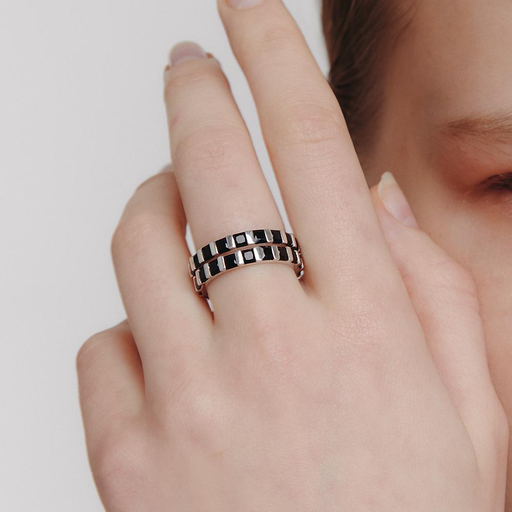 Серебряное кольцо Lunne 925 с черным квадратным камнем, кольцо вечности #Lsr25