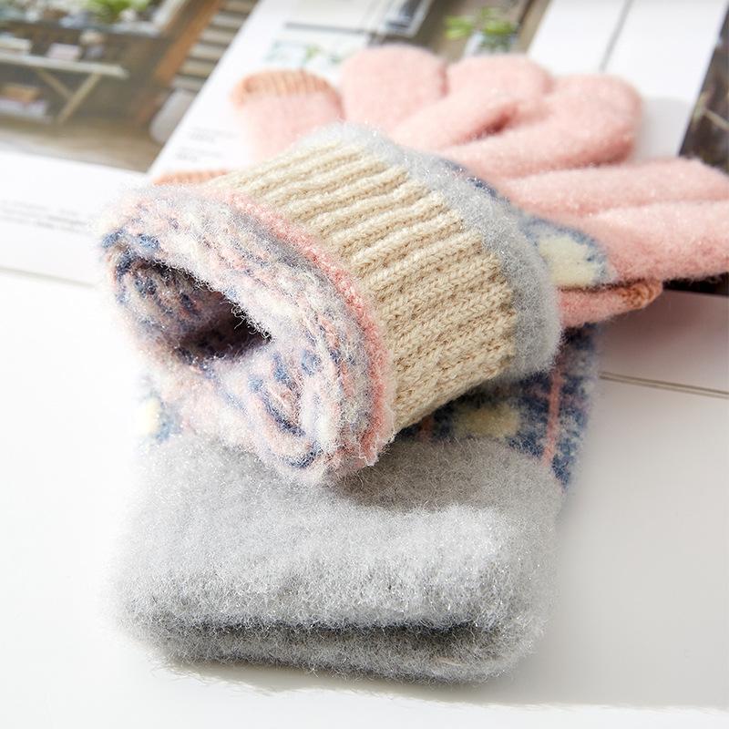 Winter New Full Finger Touch Screen Women's Warm Knitted Woolen Gloves with Checkered and Fleece Interlaced Fingers for Cycling To Keep Warm
