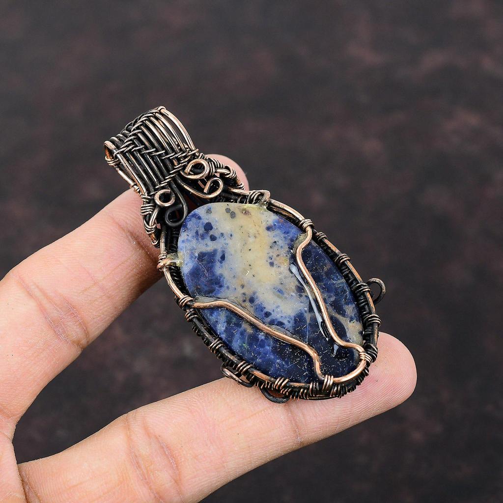 Содалит Медный Кулон Кулон, обмотанный проволокой Кулон ручной работы Медная проволока Ювелирное изделие Подарок для него Ювелирное изделие с содалитом Достойный кулон