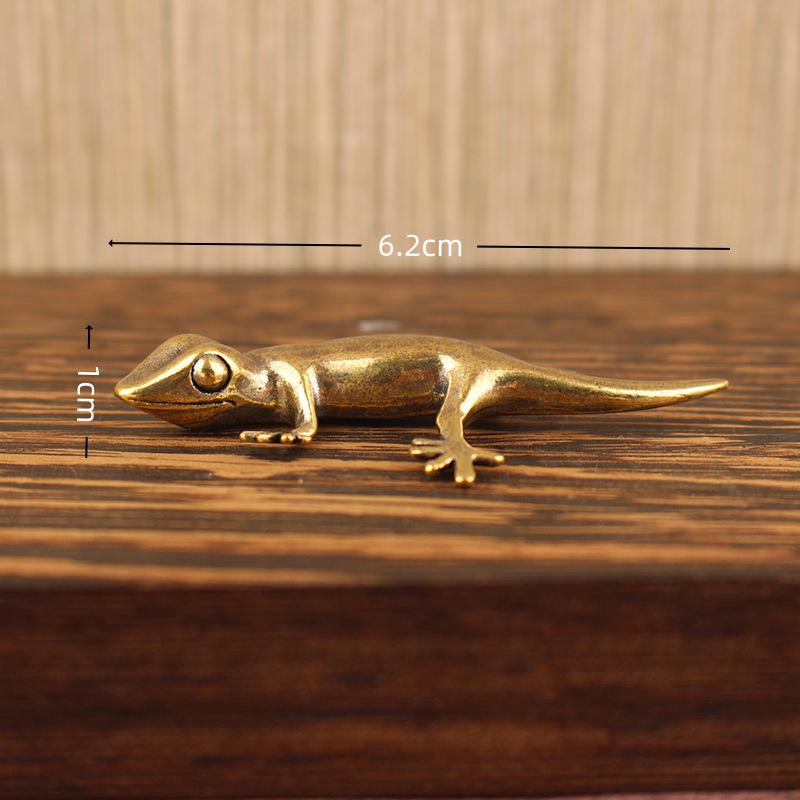 Gecko Figure Home Decor Small Ornaments Antique Brass Animal Figurines Tea Pet Desk Decorations Home Decor Accessories