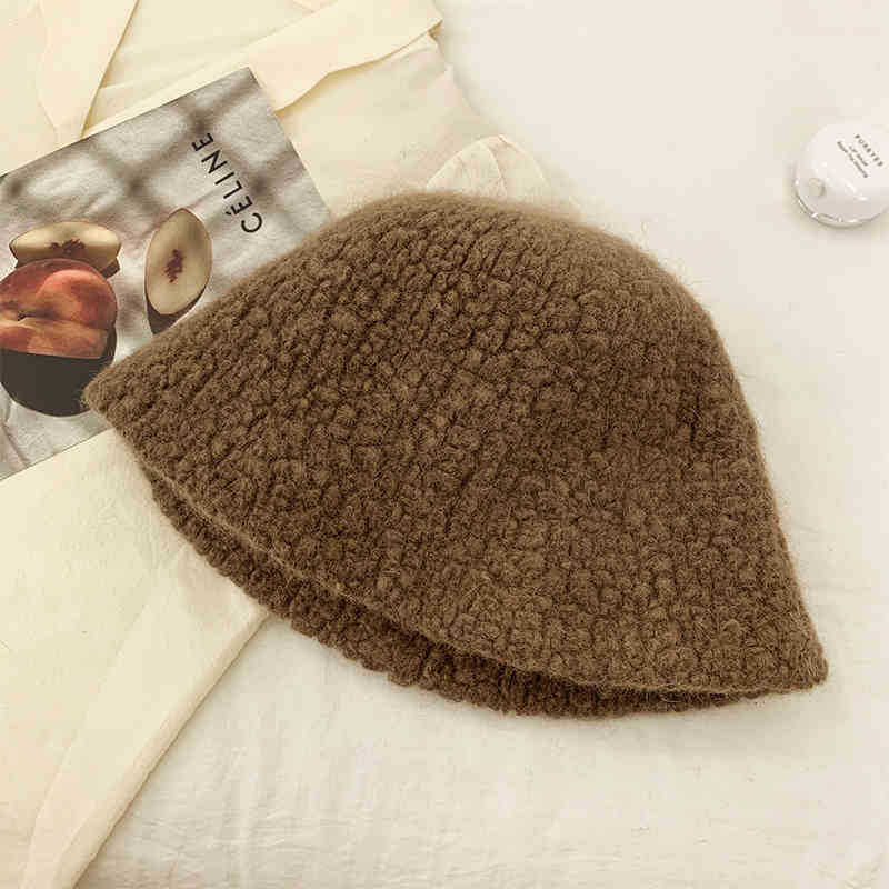 I.K new white bucket hat women's autumn and winter granular lamb plush hat big head circumference show face small hat