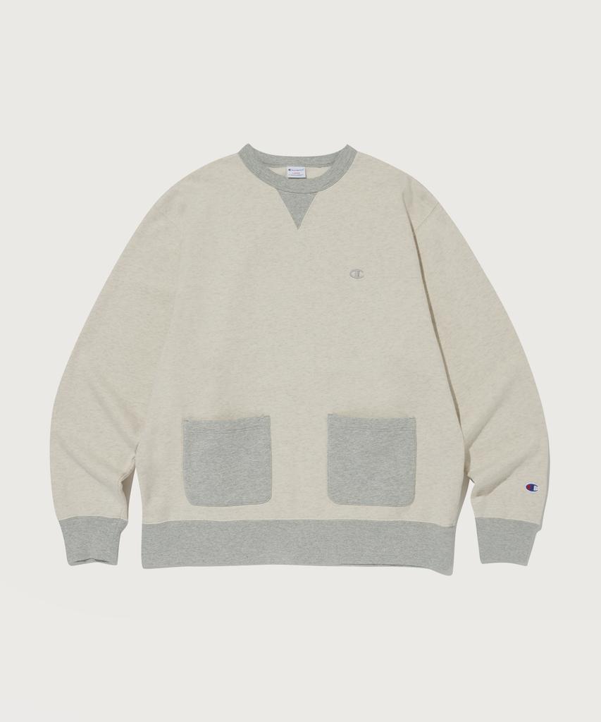 CHAMPION Double Pocket Detail Crewneck Sweatshirt Cream