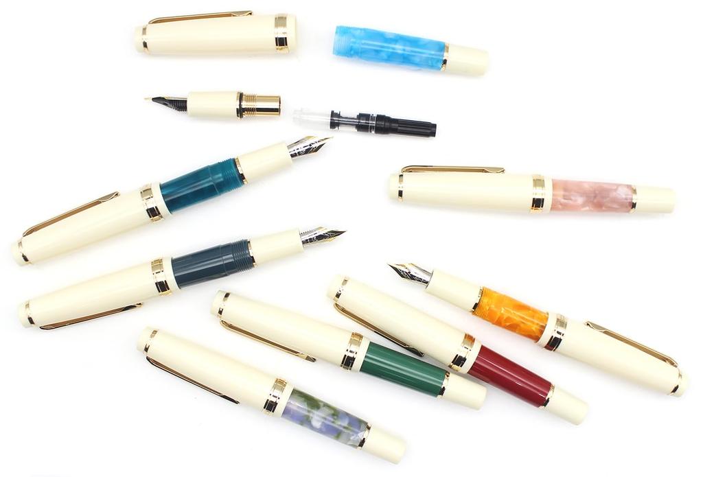 Gullor Mini Fountain Pen with Gold Acrylic Pocket Medium Nib Trim, Pen, Orange, (0.7mm)