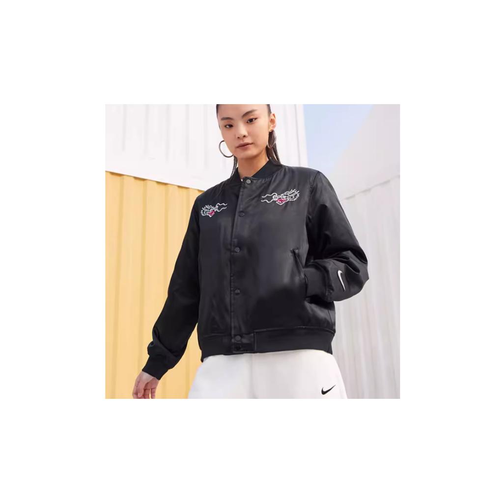 Nike Коллекция Лунный Новый год Осень/Зима 23 Вышитая повседневная спортивная куртка с принтом Дракона Женская куртка черного цвета FZ6533-010