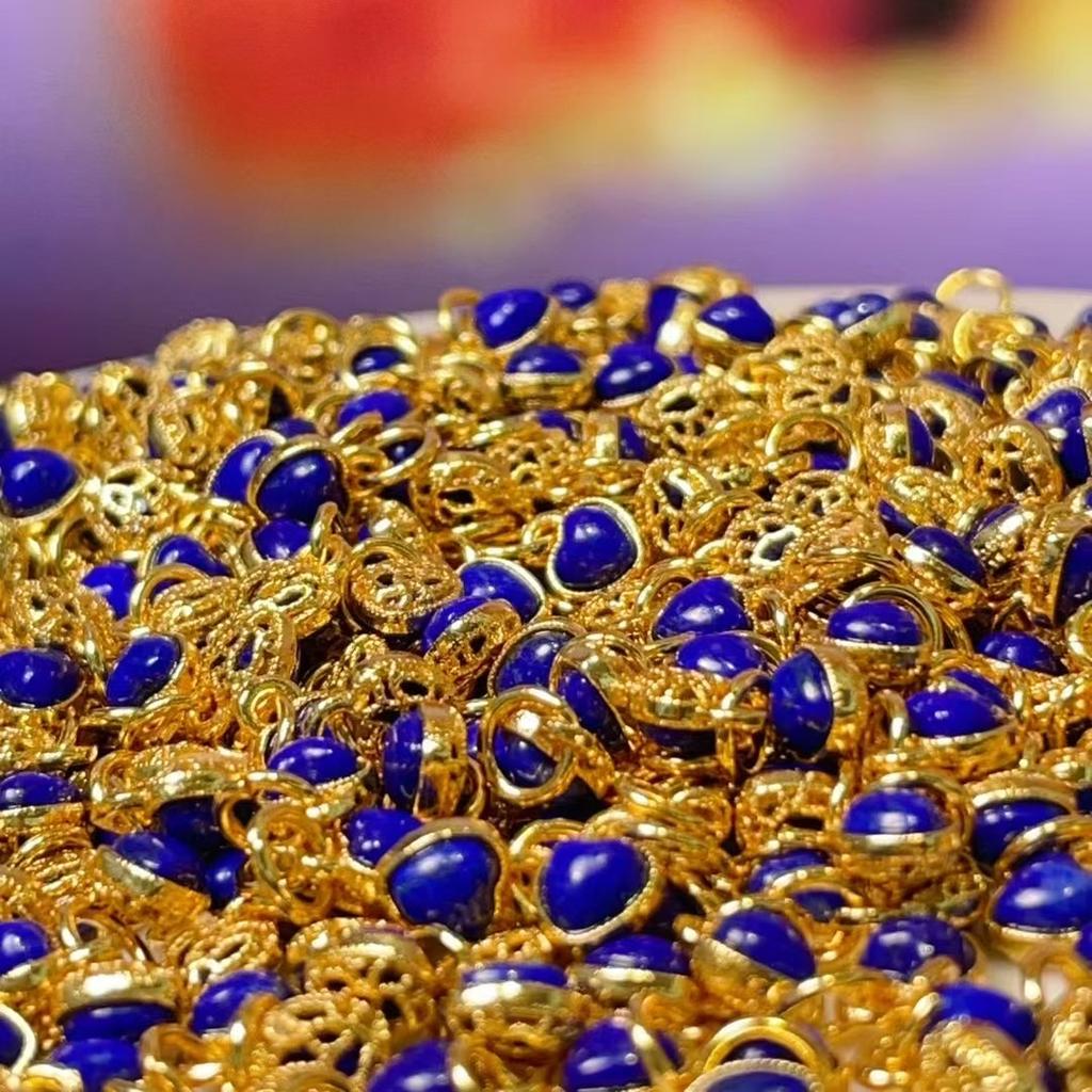 5Pcs, Natural Lapis Lazuli Energy Stone Pendants, Romantic Elegant Style Heart Gemstone Charms, for DIY Necklace Accessories, Jewelry Making Crafts