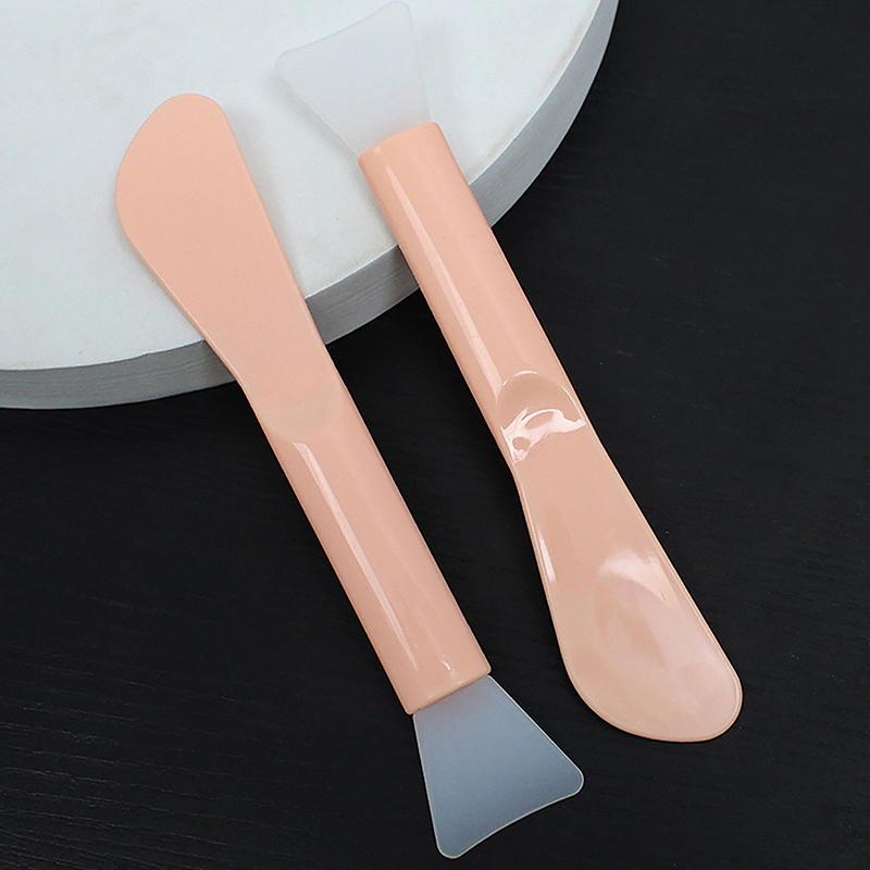 Двойная силиконовая щетка для маски для лица с мягкой головкой и скребком, встроенная палочка для размешивания грязевой пленки двойного назначения, инструмент для самостоятельного нанесения косметической пленки