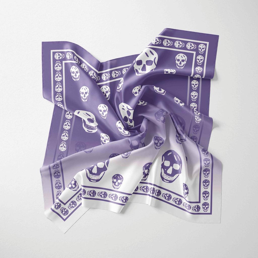 Factory Wolesale Designer Print Square Scarf Women Bandana Skull Hairband Lady Head Wraps Female Shawl Fashion Neckerchief