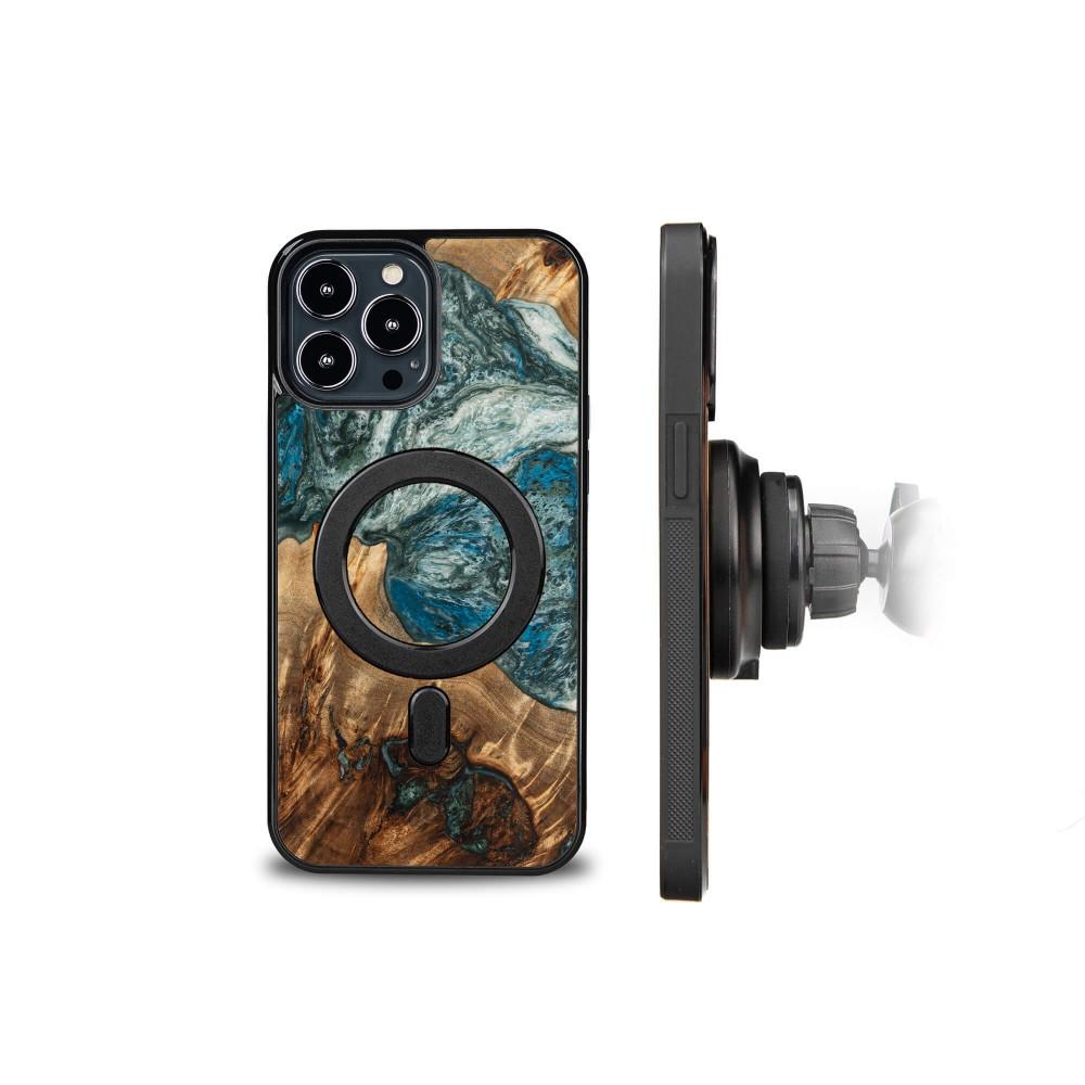 Bewood Unique Case for iPhone 13 Pro Max - Planets - Earth with MagSafe