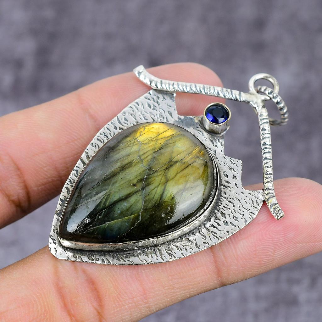 Natural Labradorite, Blue Topaz Gemstone 925 Sterling Silver Pendant 2.25" e7Q52