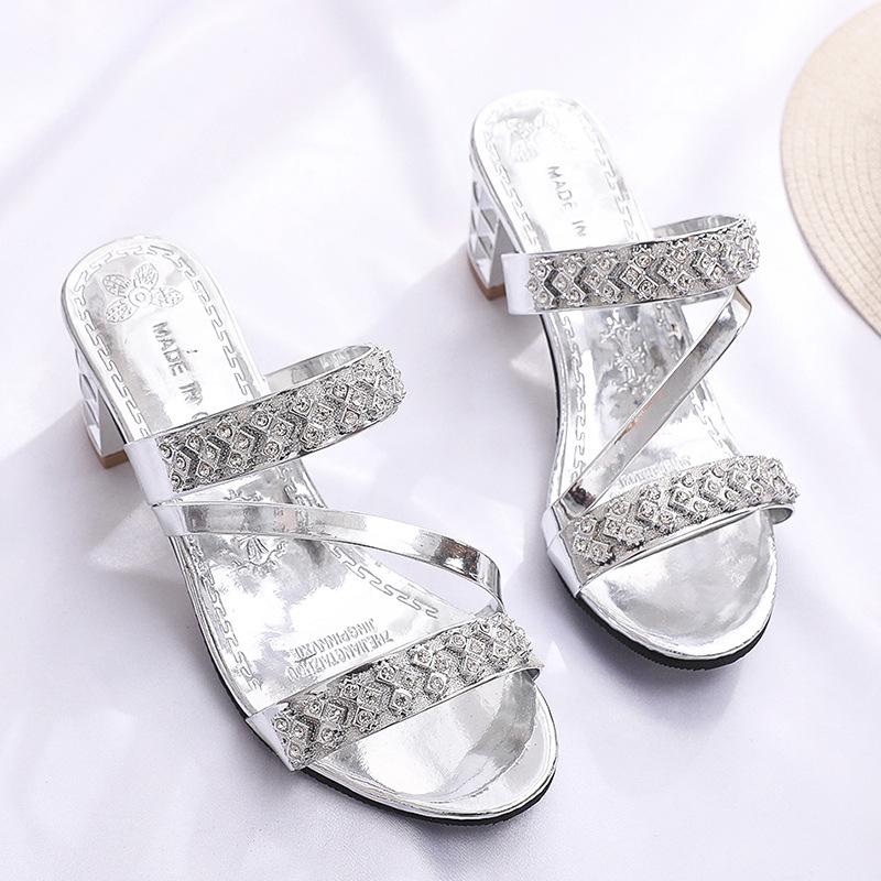 Модные сандалии на толстом каблуке с открытым носком для женщин, украшенные стразами, большие размеры, сексуальные, с круглым носком, на среднем каблуке, крутые шлепанцы для улицы