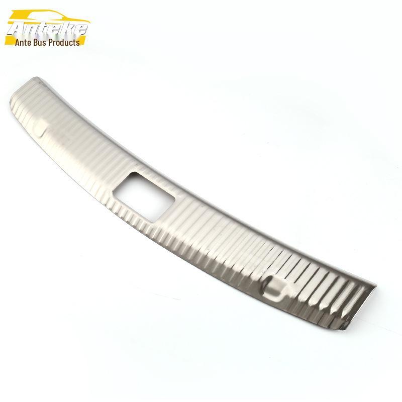 Yuexiang V7 Stainless Steel Rear Bumper Protector Strip & Decorative Sticker