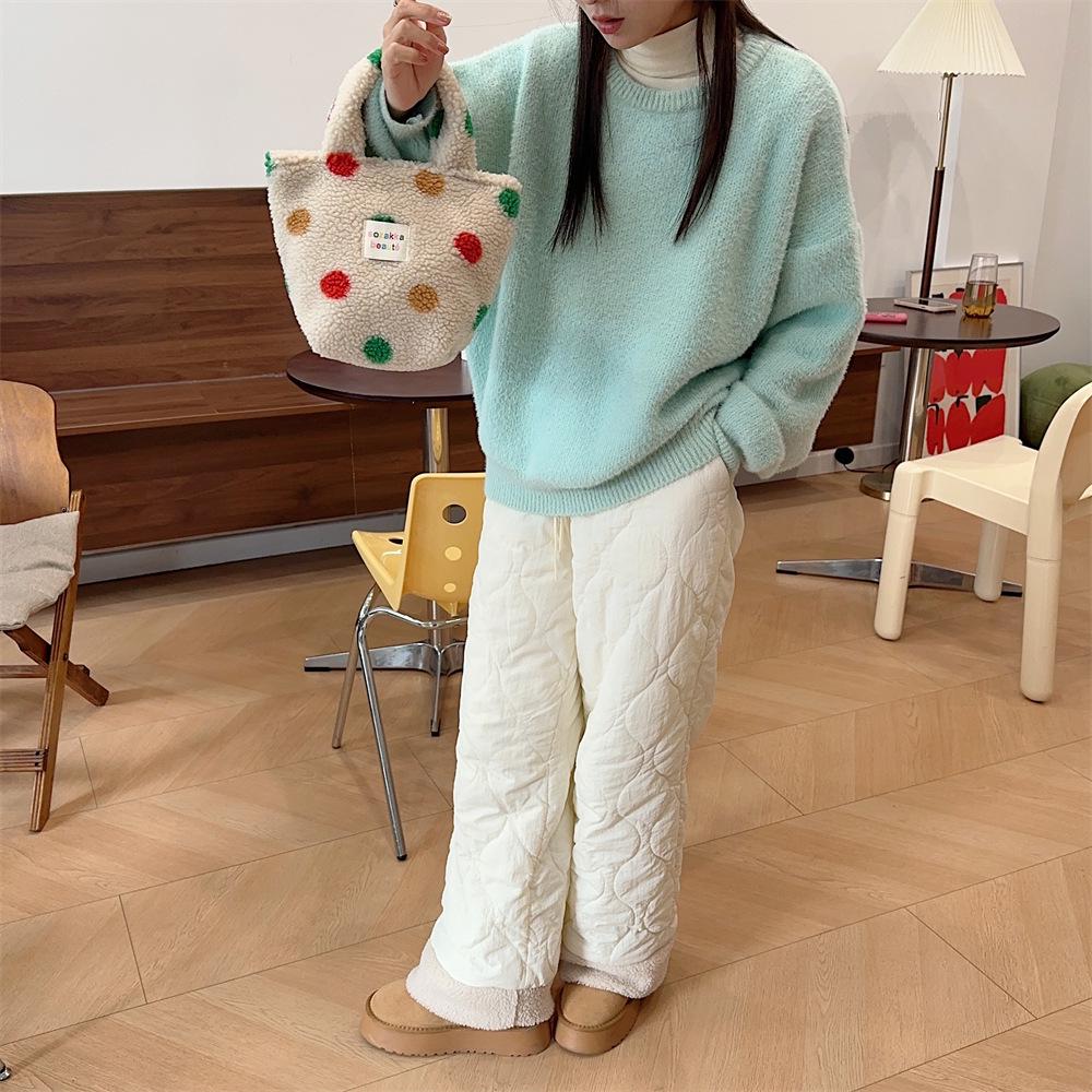 Зимняя мода 2023 Женская плюшевая сумка-тоут в горошек - Милая и стильная для работы или поездок