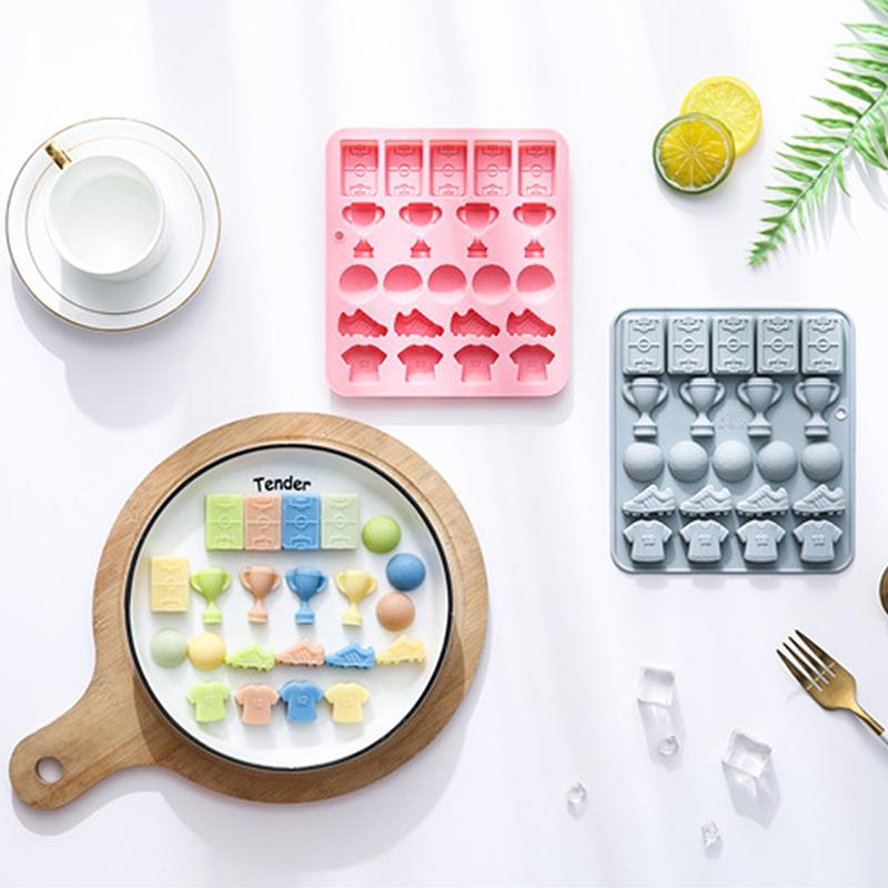 Футбольная шоколадная форма 22 ячейки Футбольная спортивная тема Силиконовые формы для конфет Формы в виде кубка, мяча, футболки Форма для выпечки