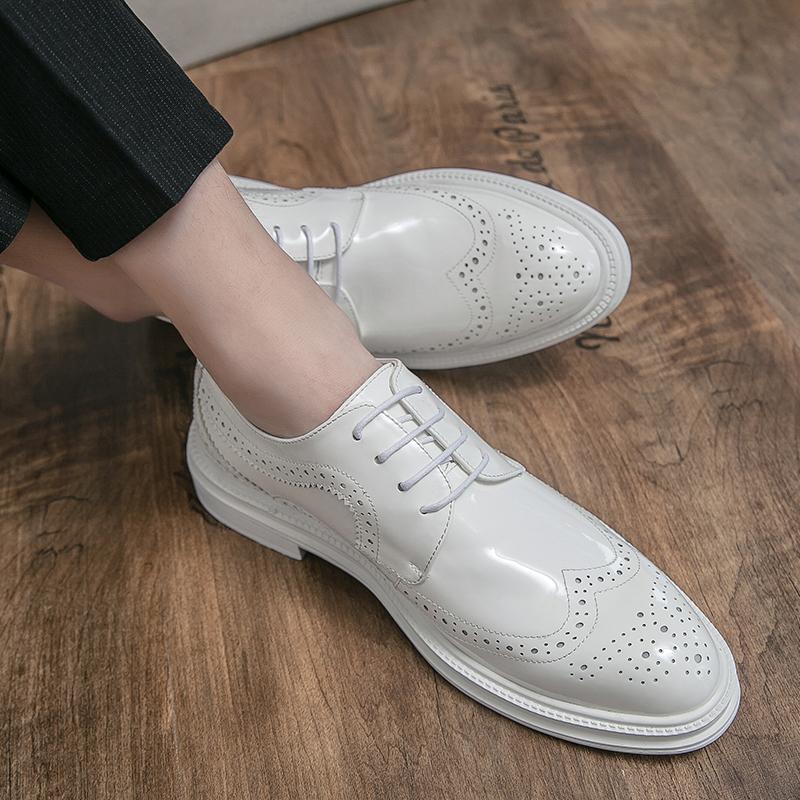Fashion Italian Luxury Brand White New Oxford Shoes Thick Sole Pointed Toe Designer Lace Up Brogue Men Casual Shoes Wedding Men's Shoes