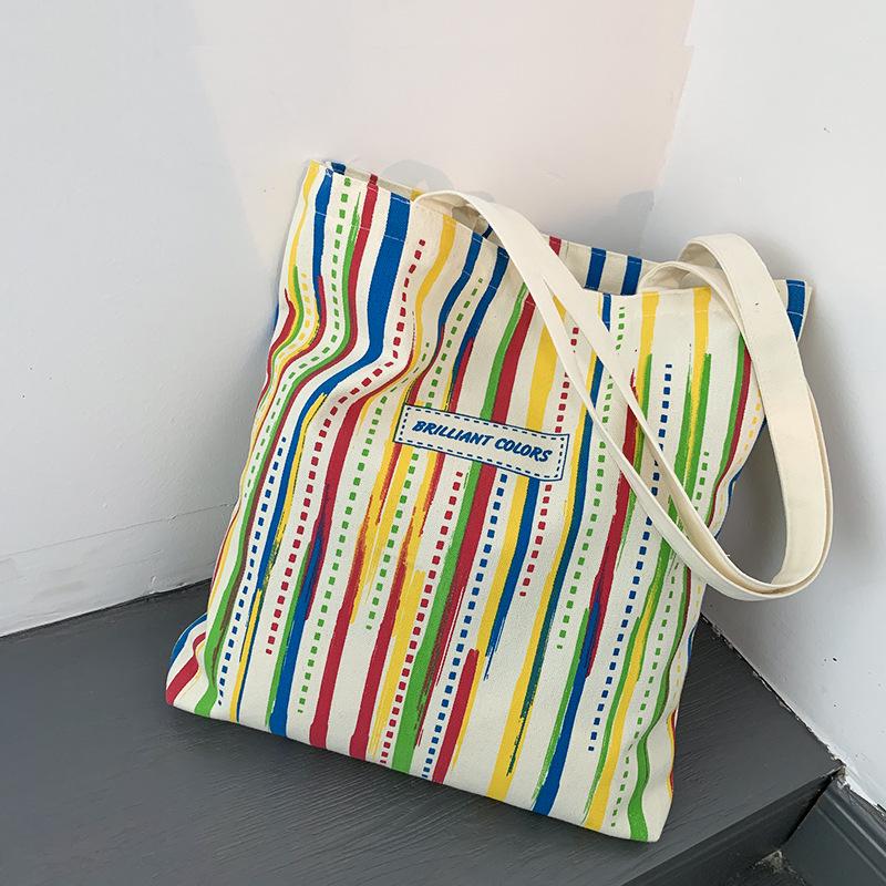 Сумка через плечо из холста в радужную полоску - стильная женская сумка для путешествий и покупок