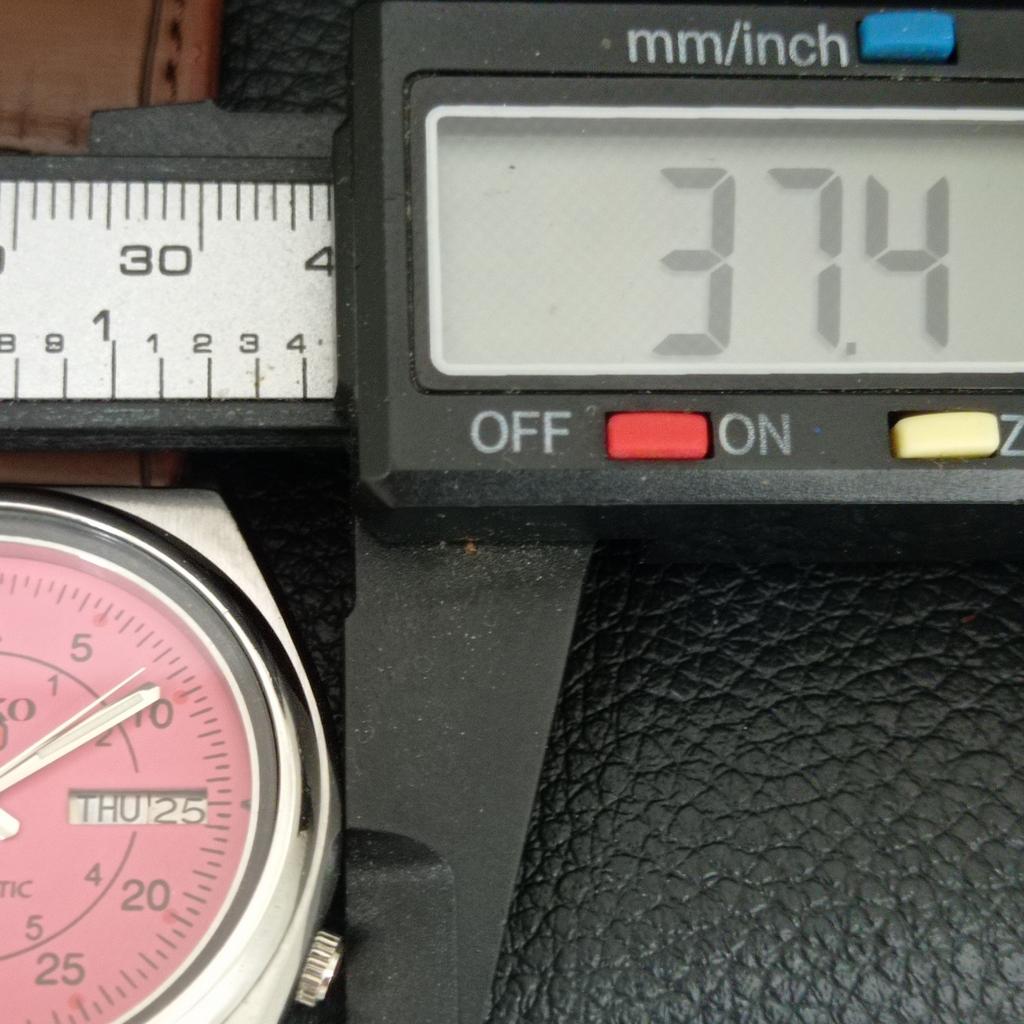 ВИНТАЖНЫЕ АВТОМАТИЧЕСКИЕ ЧАСЫ SEIKO 5 7009A ЯПОНИЯ МУЖСКИЕ С ПЕРСИКОВЫМ ЦИФЕРБЛАТОМ a709120-1