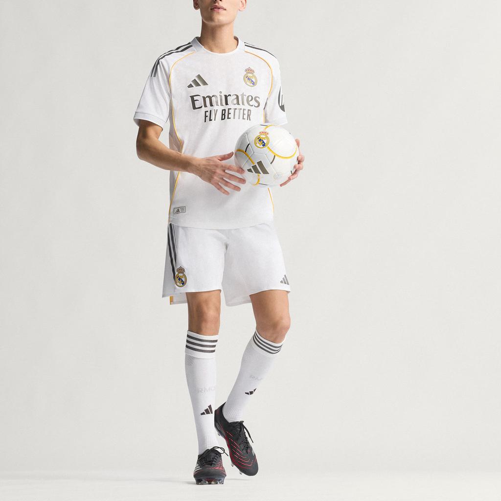 Adidas Реал Мадрид 25/26 Домашняя Игровая Версия Удобная Простая Футболка с Коротким Рукавом Мужская футболка JV5918