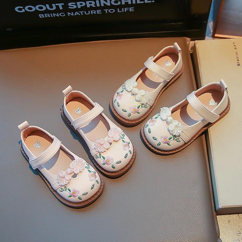 2024 Детские кожаные туфли для девочек, осенние новые модные китайские ретро-узлы с элегантной вышивкой, нескользящие туфли Hanfu