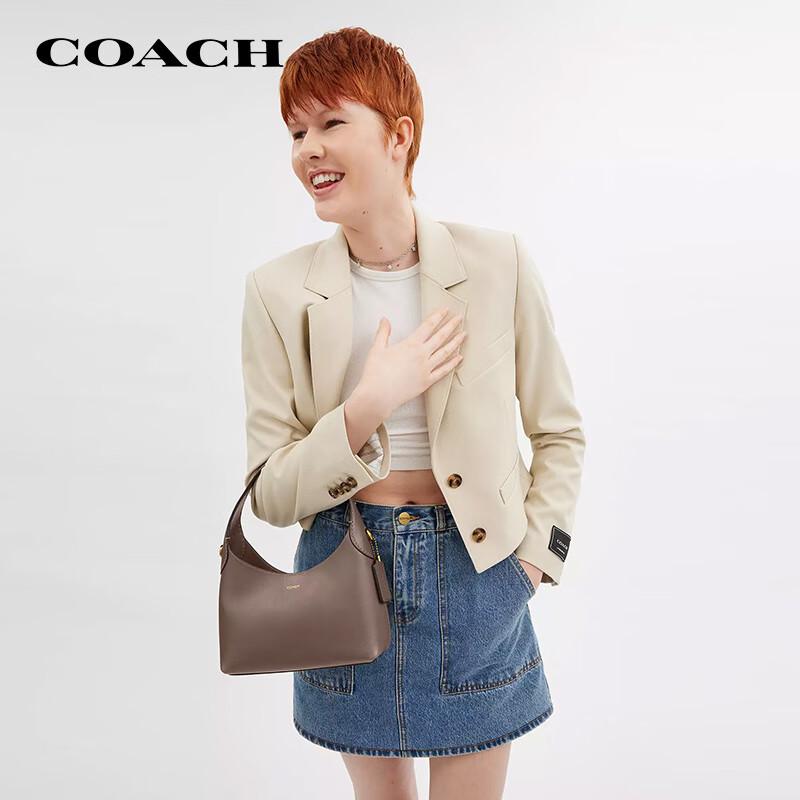 Женская кожаная сумка через плечо COACH BROOKLYN 23