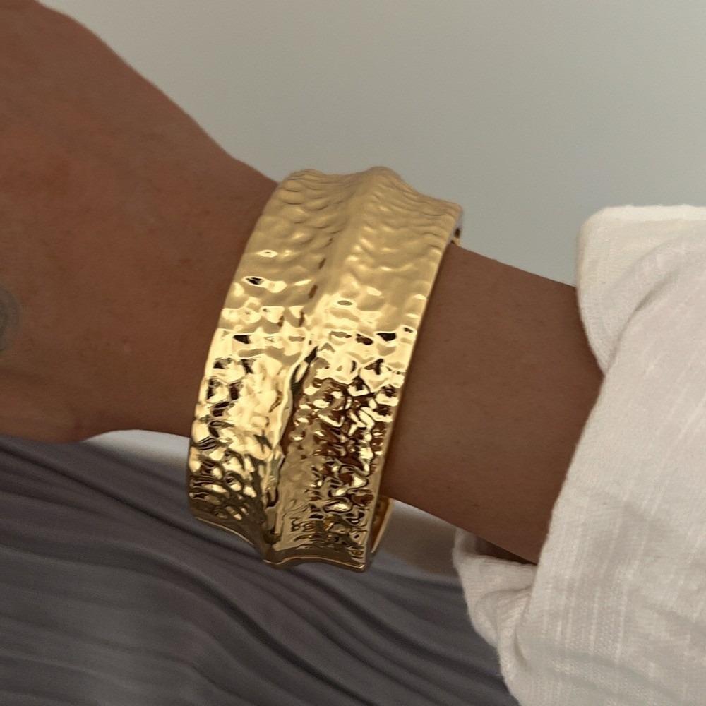Vintage Exaggerated Punk Bangle Smooth Metal Geometric Bangle Daily Metal Bracelet Party Jewelry