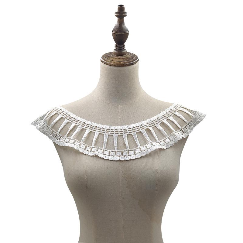 Water-Soluble Lace Chest Collar, Three-Dimensional Hollow Embroidered Corsage Diy Lace Accessories, Curved Semi-Circular Embroidered Fake Collar