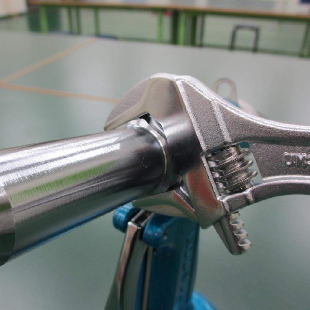 Lobtex Гибридный разводной ключ 150мм UM24