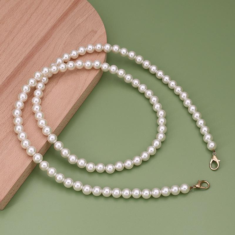 Декоративная сумка-цепочка с жемчугом и металлической цепочкой для аксессуаров своими руками