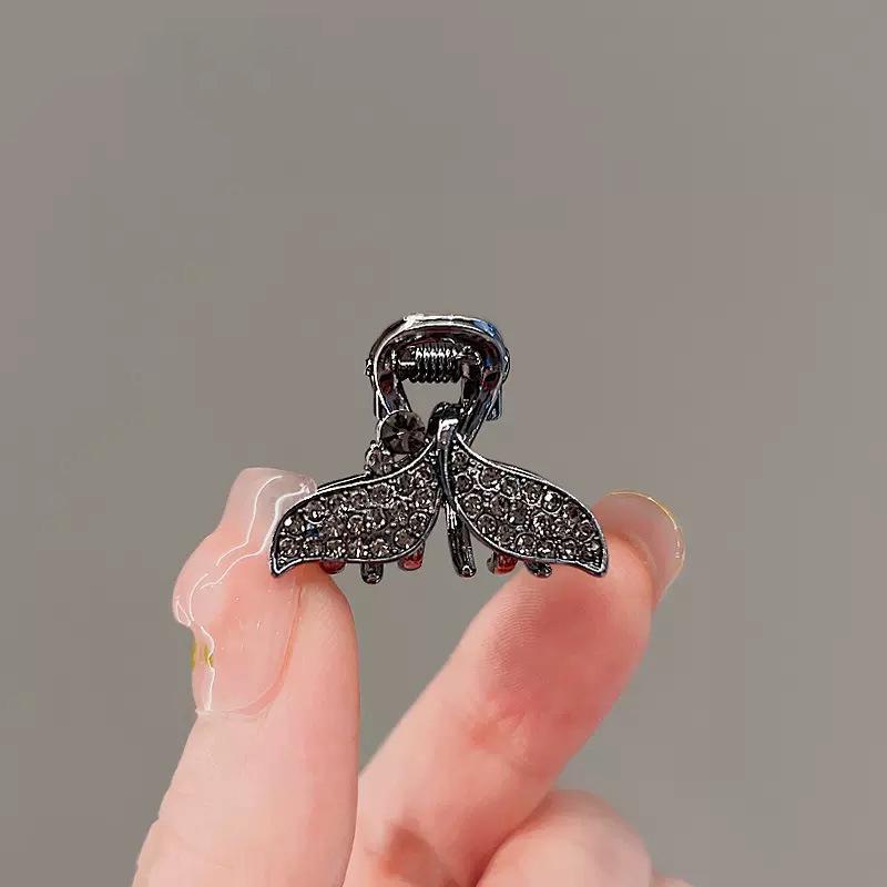 Корейская заколка-краб с бантом из стразов