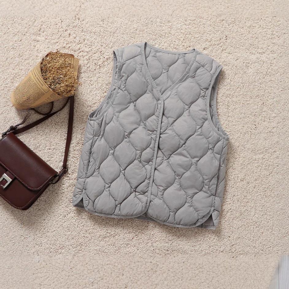 Autumn and winter new down vest women's short V-neck light white duck down vest vest vest liner warm jacket