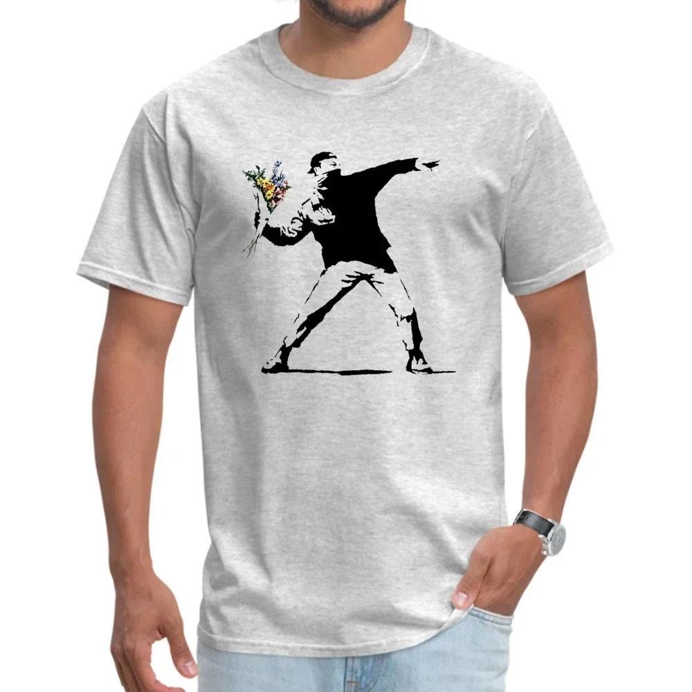 Swag Banksy Flower Thrower Футболки 100% хлопок Ткань Мужская футболка Мужские футболки Новинка Уличное искусство Дизайнерские футболки Rebel Большие размеры
