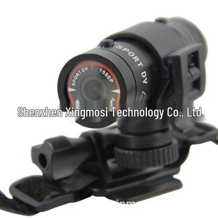 F9 HD Экшн-камера и фонарик для шлема для использования на открытом воздухе и в качестве видеорегистратора