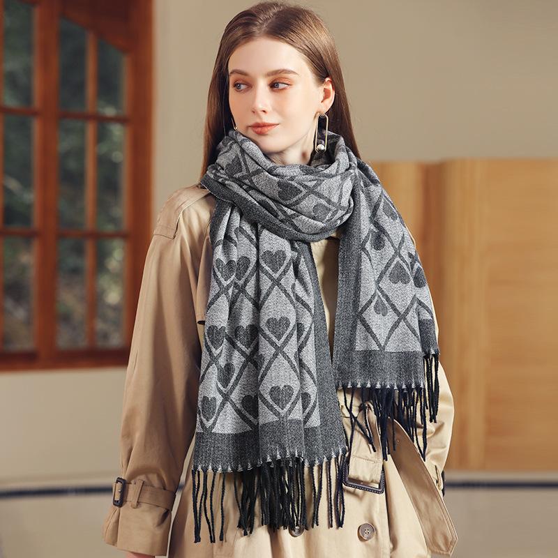Love Printed Autumn and Winter Scarf 2025 New Plaid Scarf Fashion Temperament Fringed Warm Scarf Shawl
