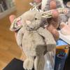Плюшевый брелок-кролик Jellycat с цветочными ушками для подростков и молодых людей