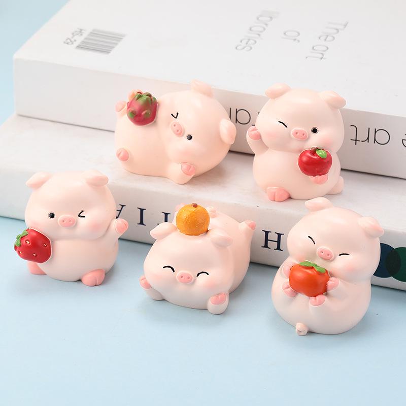 Мультяшные фруктовые свиньи из смолы для самодельных украшений, автомобильной консоли и декора рабочего стола