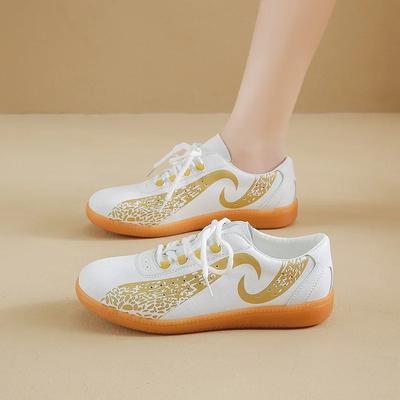 Женская повседневная спортивная обувь большого размера Весенний новый стиль Подошва из коровьей жилы Модель для пары Обувь DeXun Кожаная панельная обувь