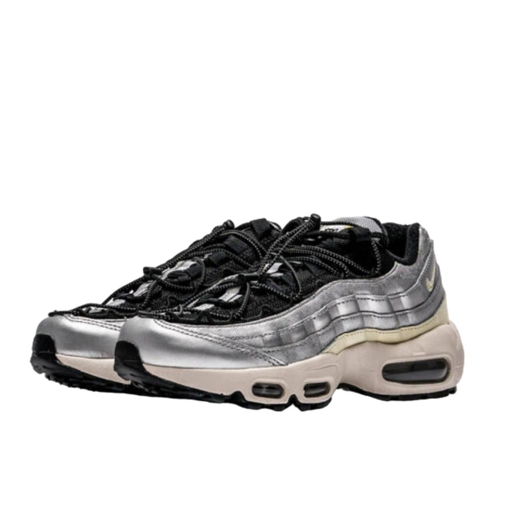 Nike Air Max 95 Toggle Metallic Silver Alabaster