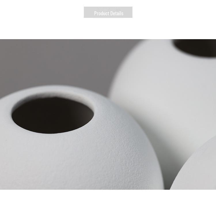 Мягкие пузырьковые украшения Bosi Home — ваза-качалка небольшого диаметра с высоким горлом и легким пузиком.