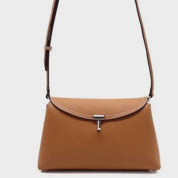 Luxury Swedish Cowhide Commuter Bag: High-Capacity Shoulder, Crossbody, or Underarm Handbag