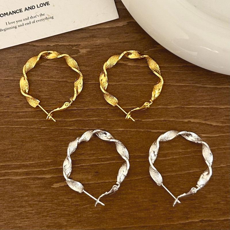 14K Gold-Plated Geometric Round Twisted Hoop Earrings for Women Fashion Simple 925 Silver Needle Hypoallergenic Earring Jewelry