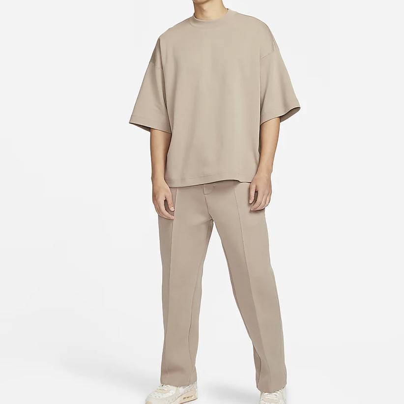 Nike T Shirts Men's Khaki Crew Neck Moderate Straight Fit FB8166-247