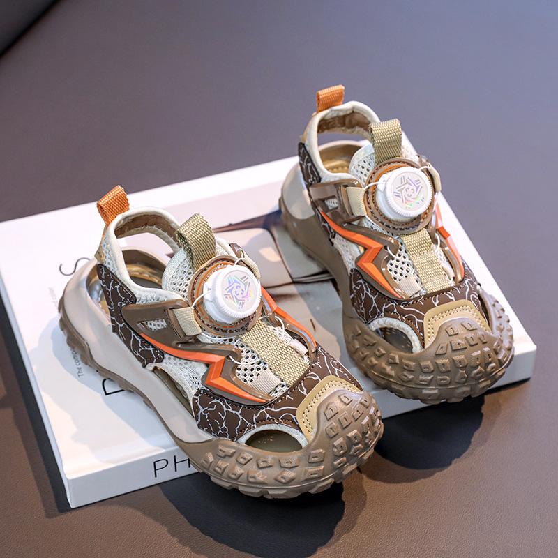 Children's Hollowed-Out Rotating Buckle Sports Sandals2026Summer stylish color-blocking casual shoes for boys and girls