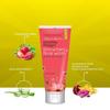 Aroma Magic Очищающее средство для лица «Клубника» с экстрактом алоэ вера и эфирным маслом иланг-иланга - 100 мл