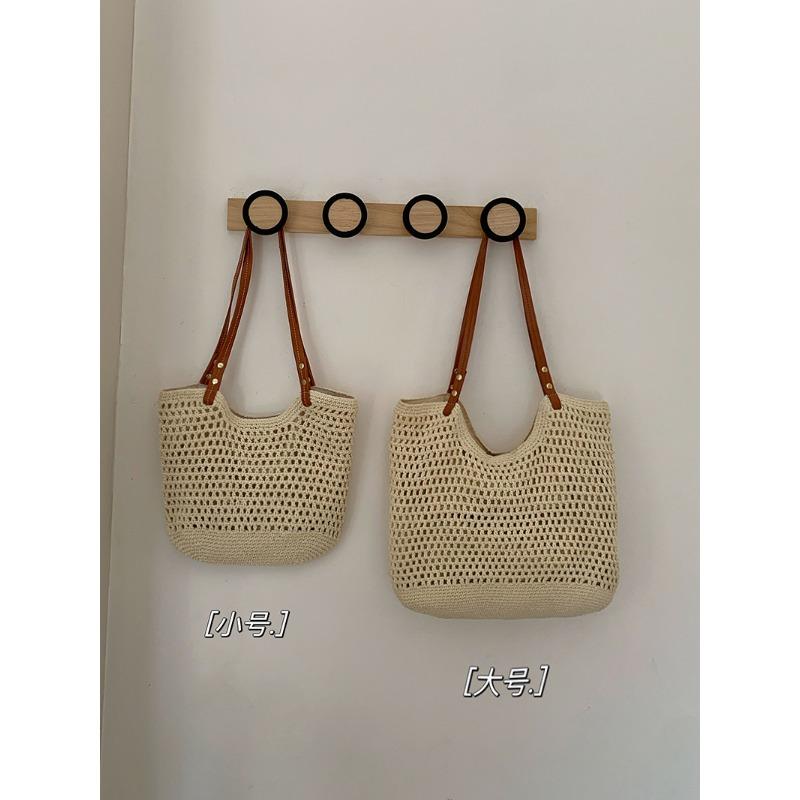 New Summer Versatile One-shoulder Beach Vacation Beach Bag Woven Straw Commuter Tote Bag Trend