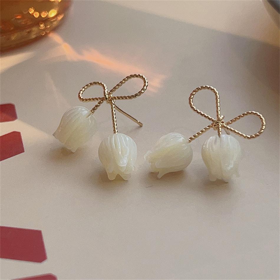 Серьги-гвоздики в виде цветка тюльпана белого цвета для женщин Brincos Feminino Fashion Rhinestone Jewelry
